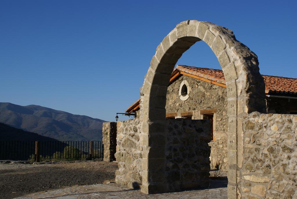 Albergue El Solitario Banos De Montemayor Exterior foto